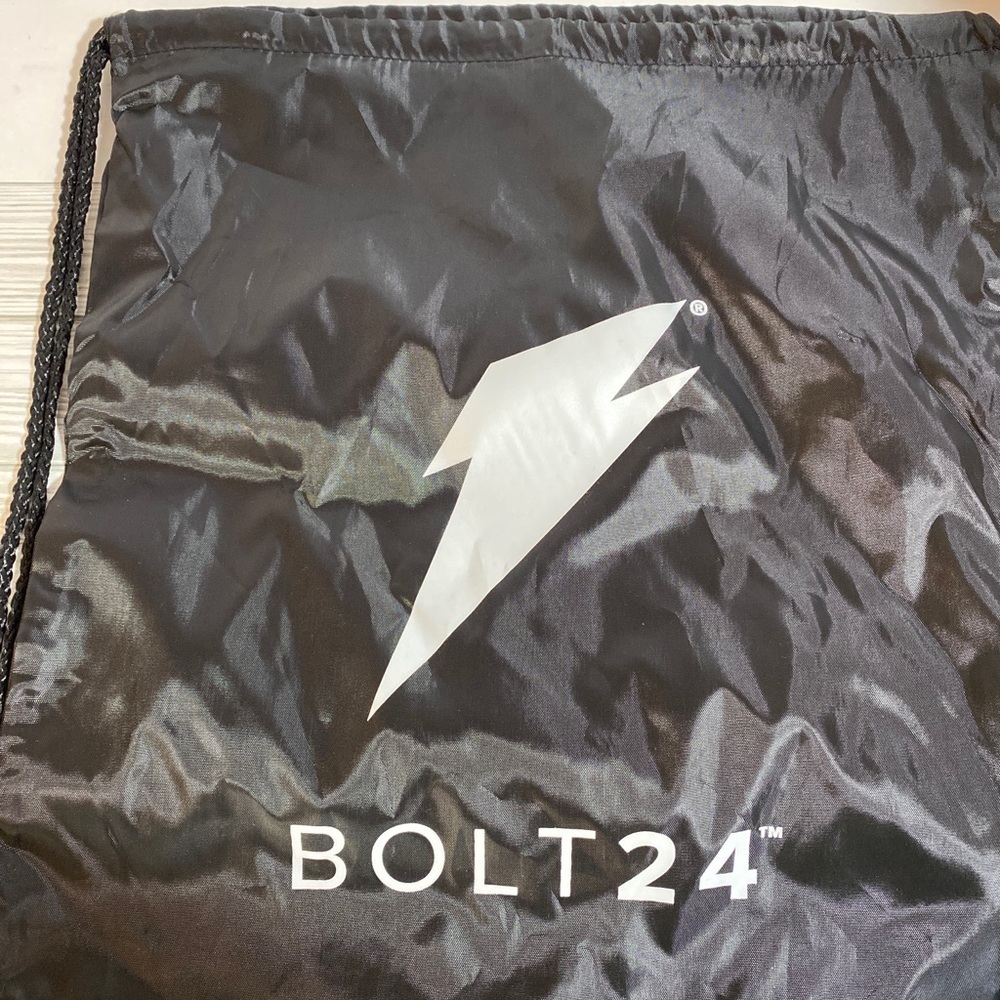 New Gatorade Bolt 24 Sport Bag Cinch Sack Sling Backpack Black White Lightening